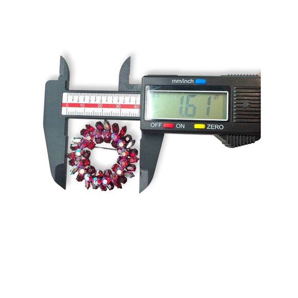 Sherman Signed Red AB Rhinestone Wreath Brooch 1.62" Japanned Holiday Vintage - Picture 10 of 14